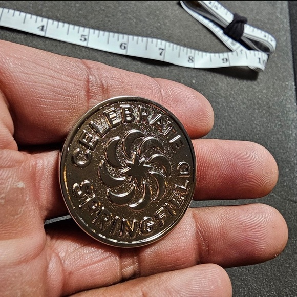 Celebrate Springfield Silver Tone Metalic Challenge Coin Commemorative Token - Picture 5 of 11